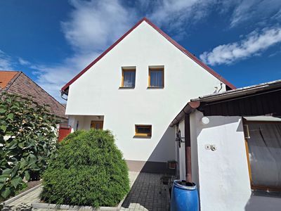 Prodej rodinného domu 233 m², pozemek 273 m²