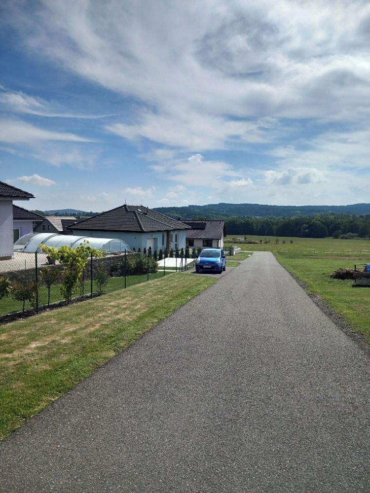 Prodej rodinného domu 118 m², pozemek 821 m² – fotografie 2