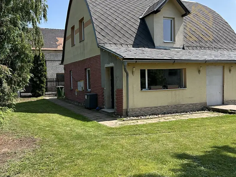 Prodej rodinného domu 196 m², pozemek 1929 m², Lukavec – náhled fotky 2