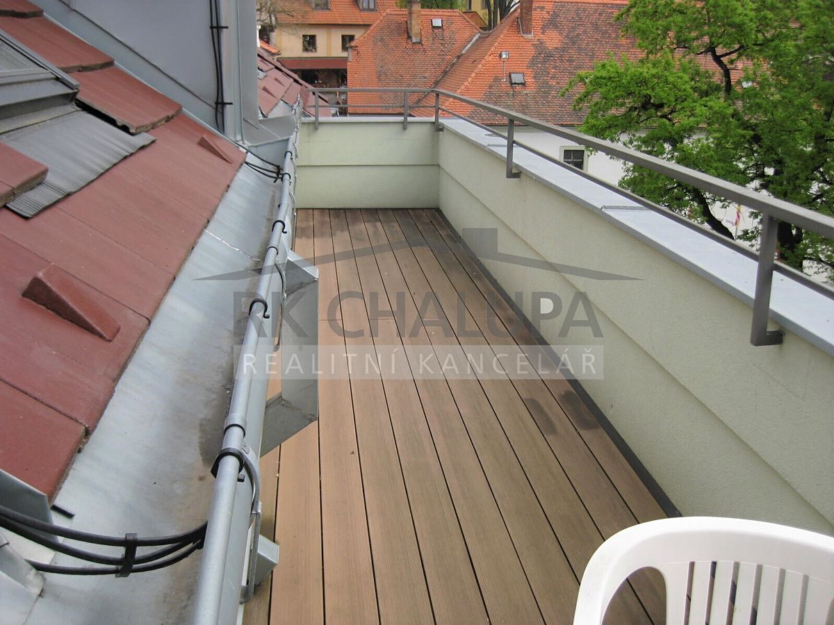 Pronájem bytu 2+kk 45 m² – fotografie 4