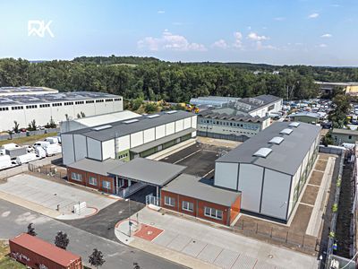 Pronájem skladového prostoru 1786 m²