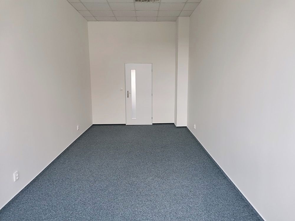 Pronájem kanceláře 23 m² – fotografie 2
