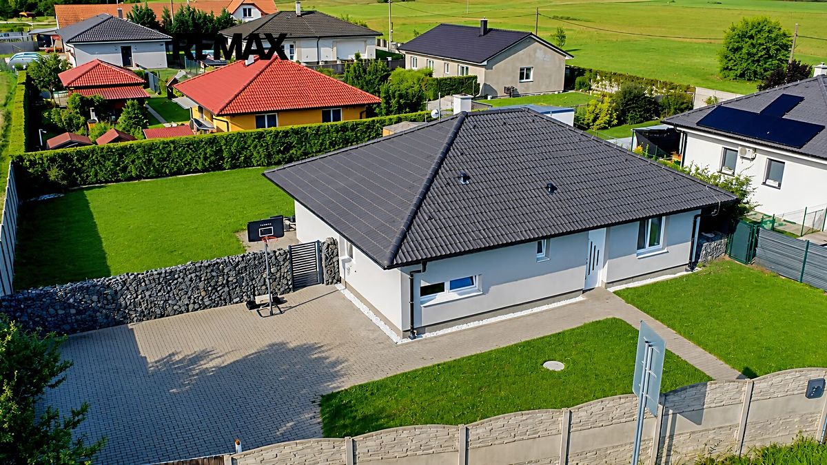Prodej rodinného domu 92 m², pozemek 787 m² – fotografie 4