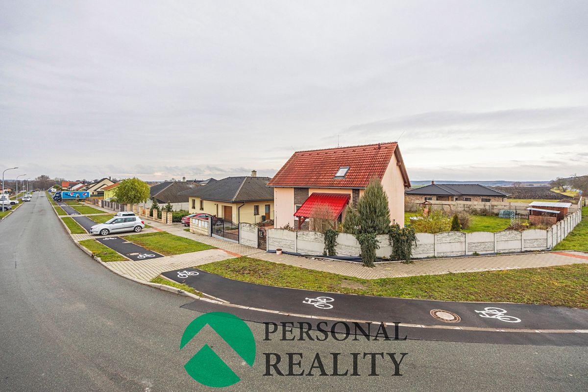 Prodej rodinného domu 97 m², pozemek 738 m² – fotografie 5