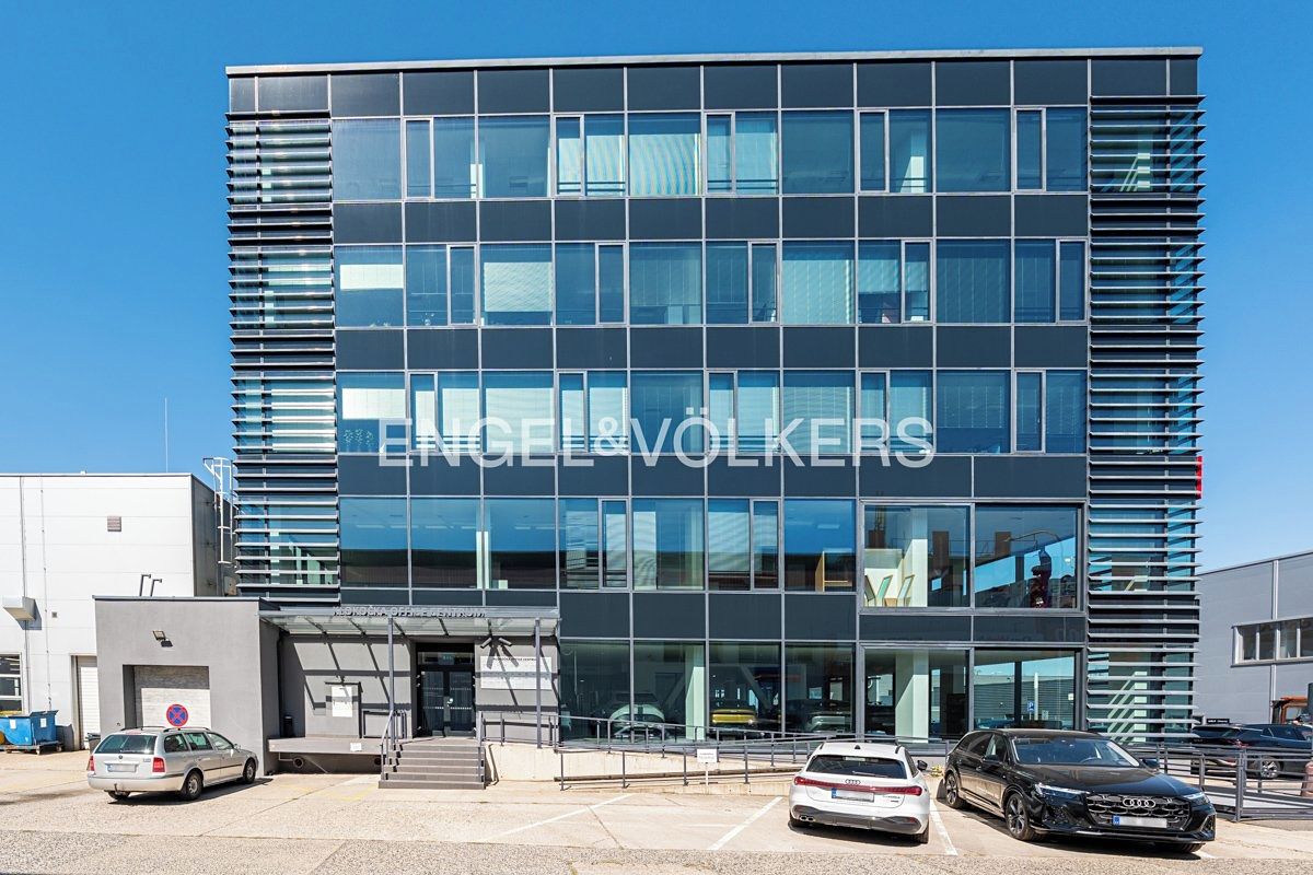 Pronájem kanceláře 406 m²