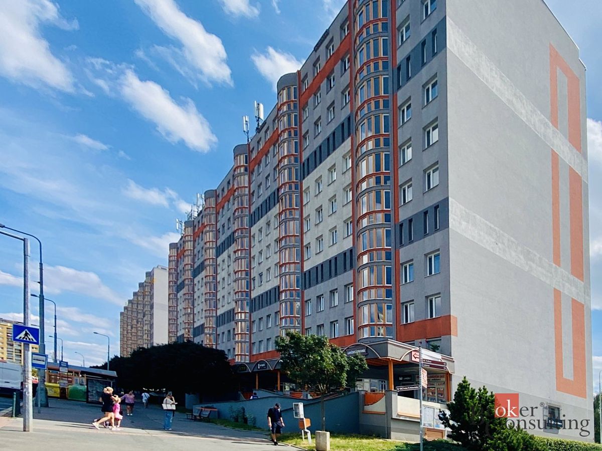Pronájem bytu 2+kk 42 m² – fotografie 2