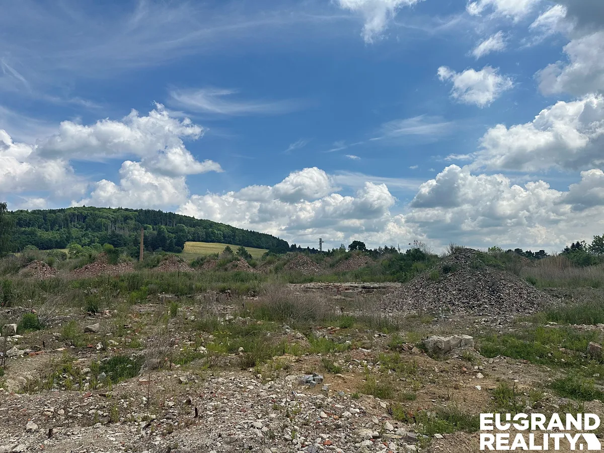 Prodej komerčního pozemku 21553 m²