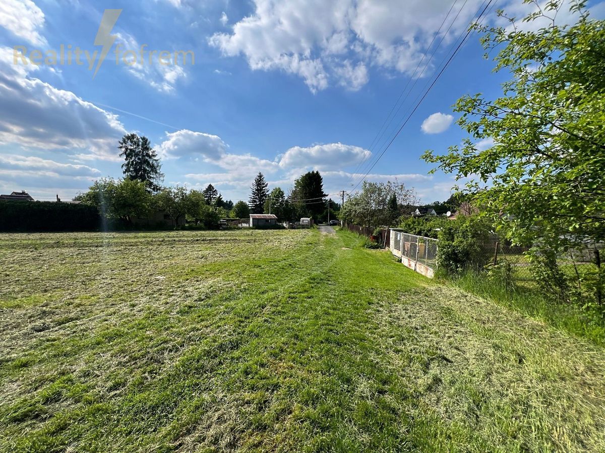 Prodej stavebního pozemku 6329 m² – fotografie 2