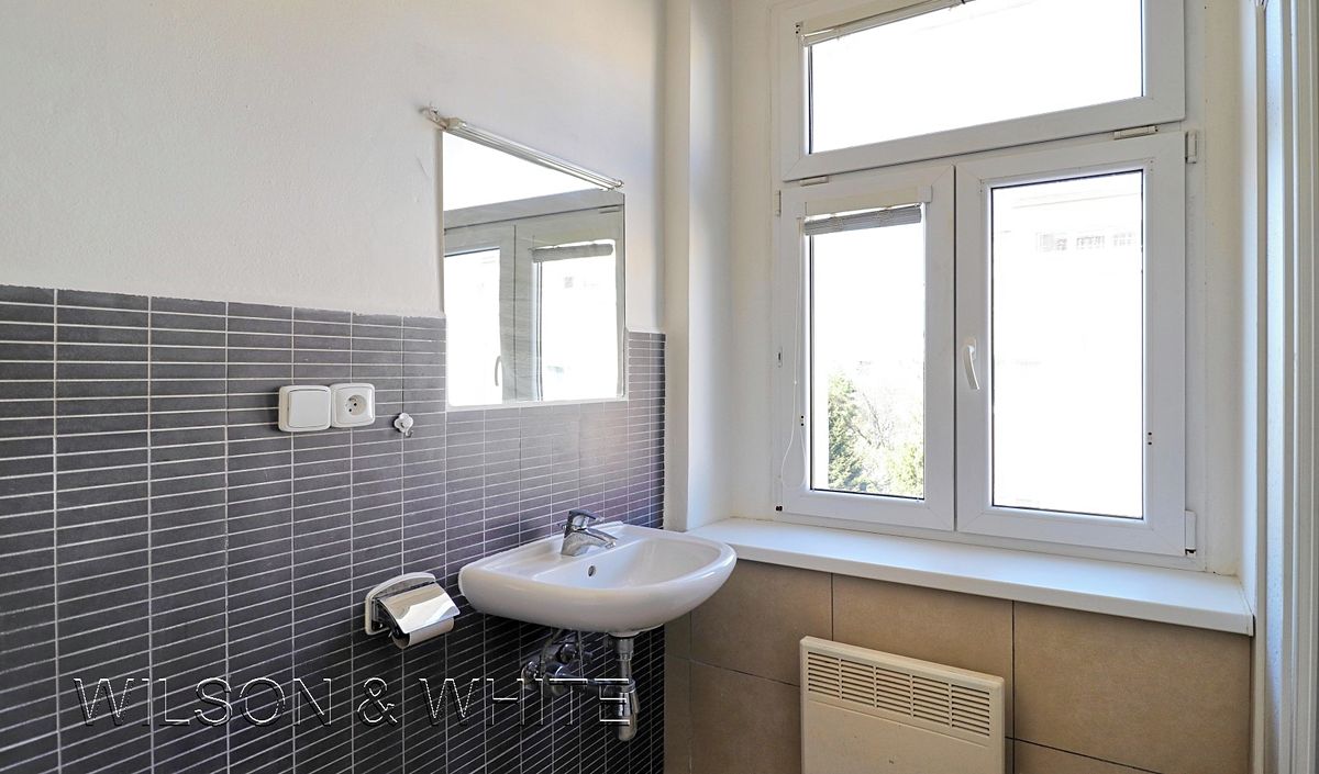Pronájem bytu 2+kk 36 m² – fotografie 4