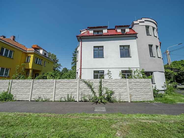 Prodej komerčního prostoru, 263 m² (11 z 28)