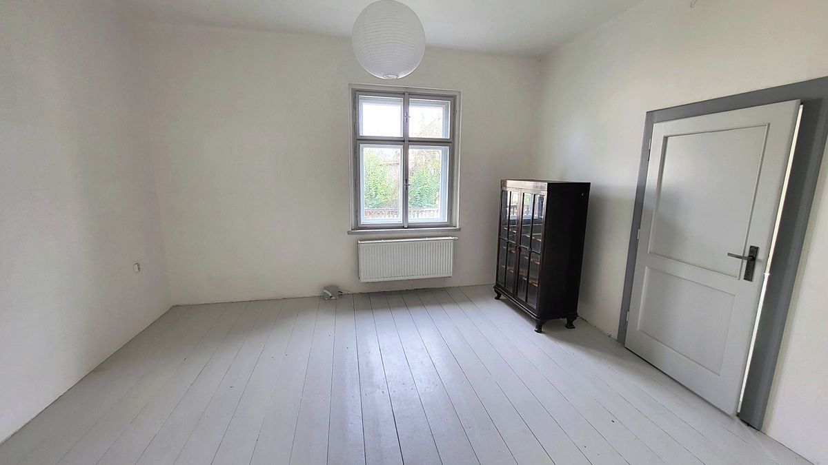 Pronájem rodinného domu 160 m², pozemek 626 m² – fotografie 4