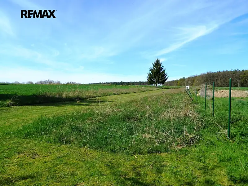 Prodej stavebního pozemku 984 m², Přehořov – náhled fotky 2