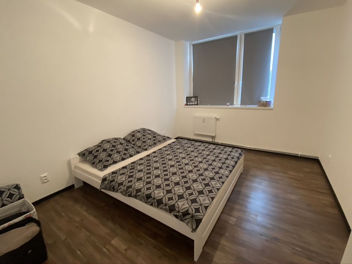 Pronájem bytu 2+kk 54 m² – fotografie 5