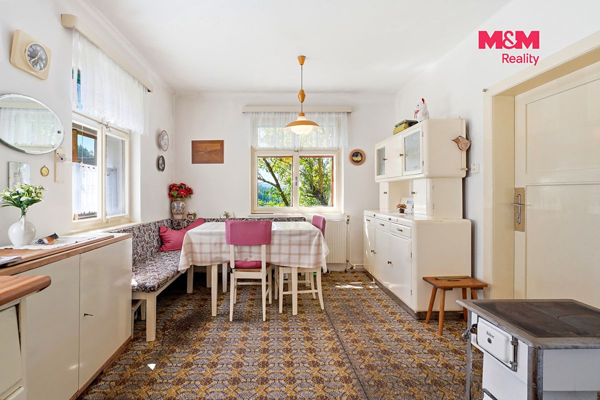 Prodej rodinného domu 129 m², pozemek 1608 m² – fotografie 4
