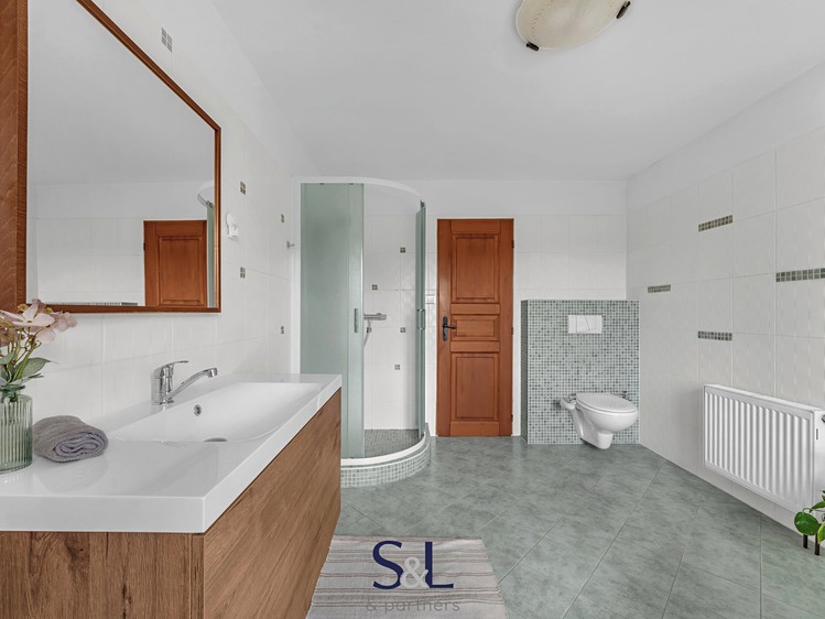 Будинок на продаж, 245 м² (13 з 47)