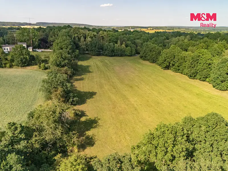 Prodej komerčního pozemku 8154 m², Líšťany – náhled fotky 2