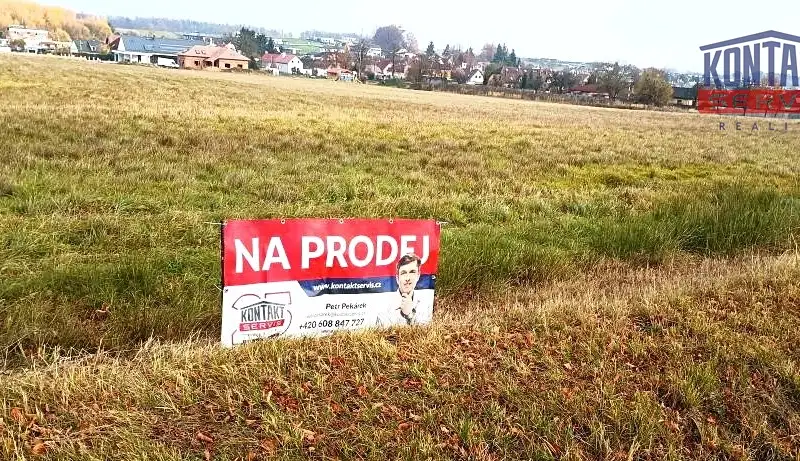 Prodej pole 8823 m², Litvínovice – náhled fotky 1