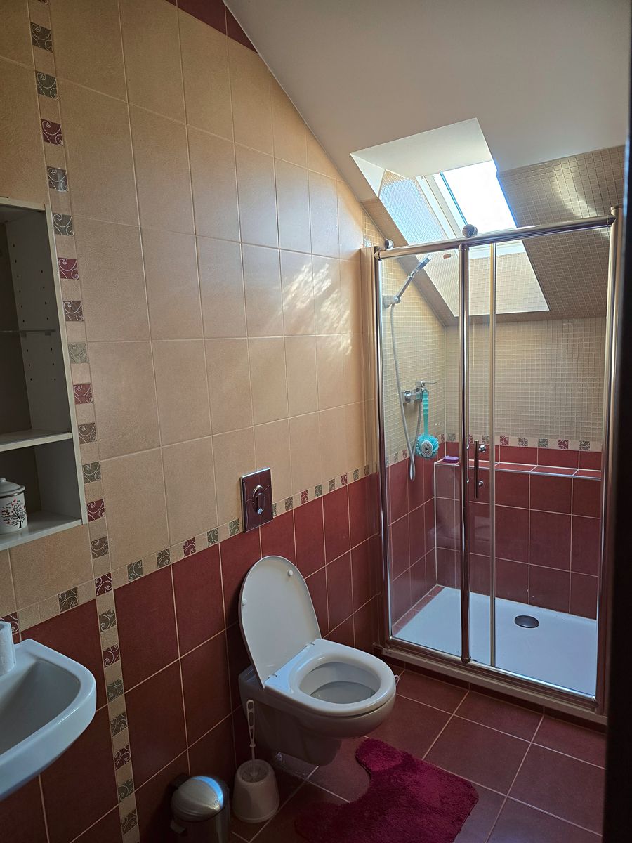 Pronájem bytu pokoje 20 m² – fotografie 2