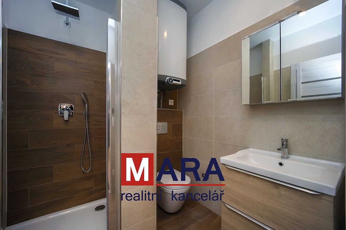 Pronájem bytu 2+1 87 m² – fotografie 2