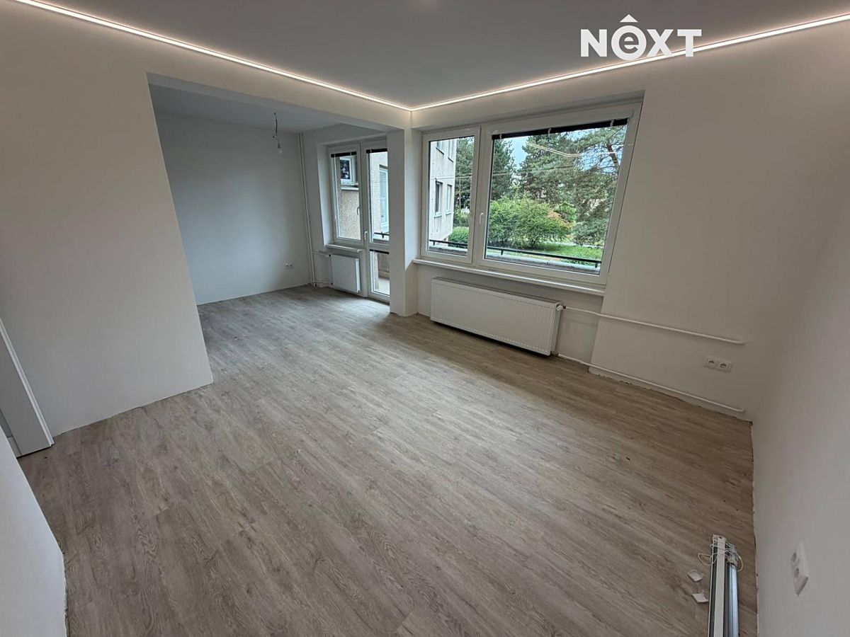 Pronájem bytu 3+kk 82 m² – fotografie 3