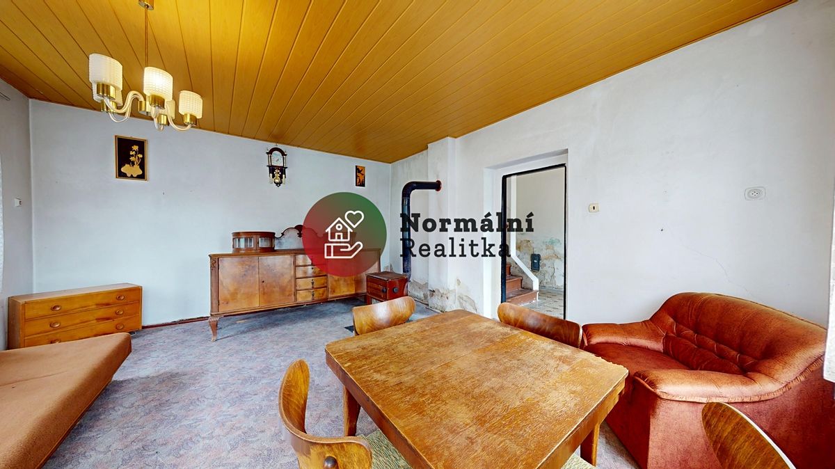 Prodej rodinného domu 176 m², pozemek 1213 m² – fotografie 4