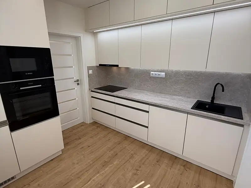 Prodej bytu 3+1 72 m², Luhačovice – náhled fotky 1