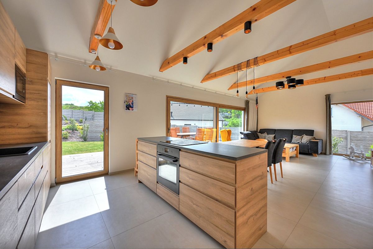 Prodej rodinného domu 114 m², pozemek 925 m² – fotografie 4