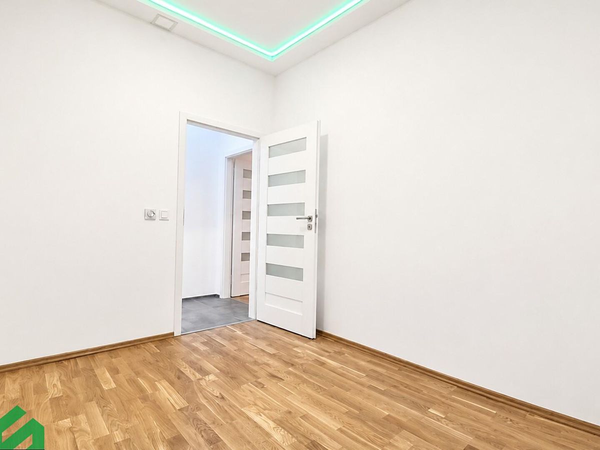 Pronájem bytu pokoje 21 m²