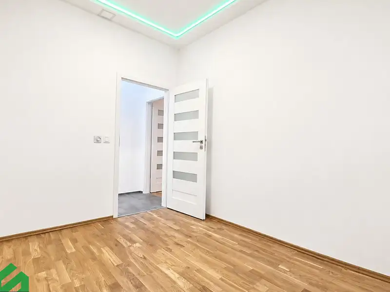 Pronájem bytu pokoje 21 m², Praha – náhled fotky 1