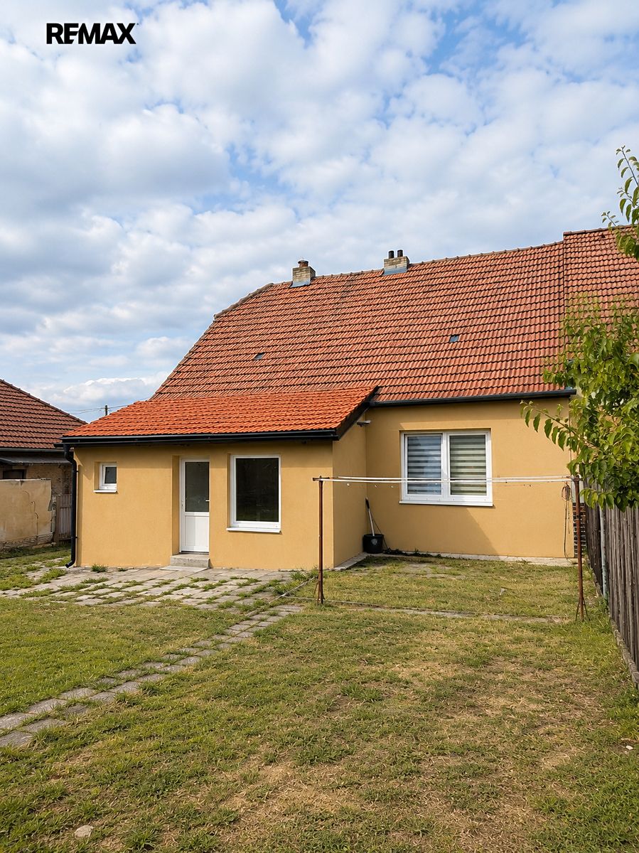 Pronájem rodinného domu 85 m², pozemek 572 m²