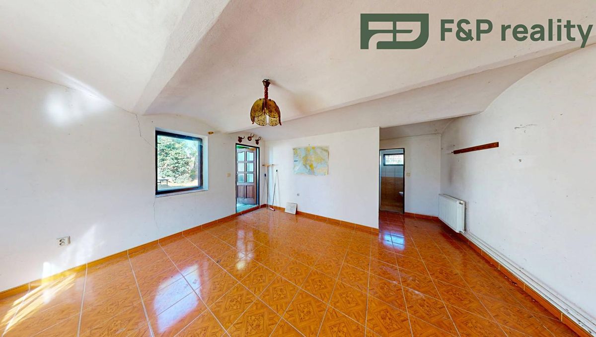 Prodej rodinného domu 135 m², pozemek 682 m² – fotografie 3