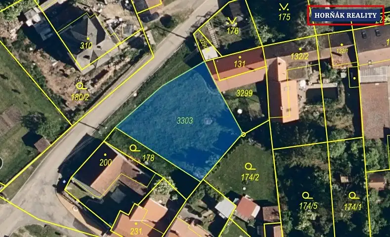 Prodej stavebního pozemku 509 m², Hvězdlice – náhled fotky 1