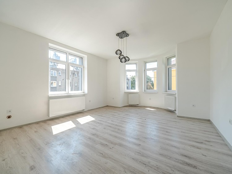 Prodej komerčního prostoru, 263 m² (14 z 28)