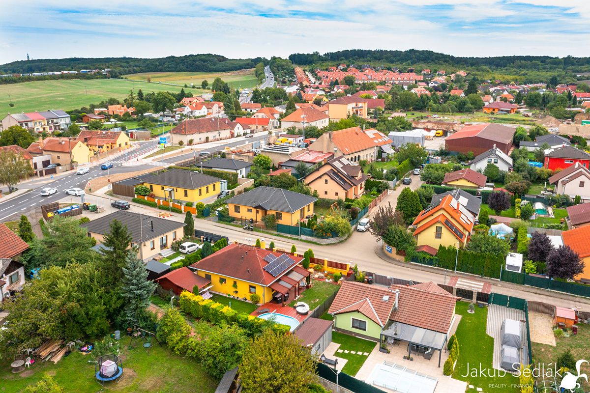 Prodej rodinného domu 107 m², pozemek 552 m² – fotografie 4