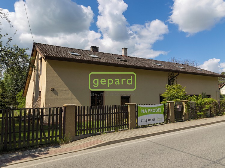 Prodej komerčního prostoru, 330 m² (2 z 15)