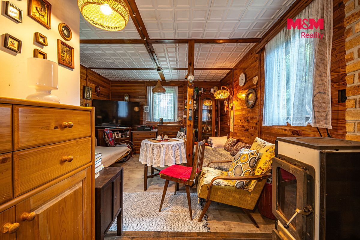Prodej chaty 40 m², pozemek 348 m² – fotografie 2