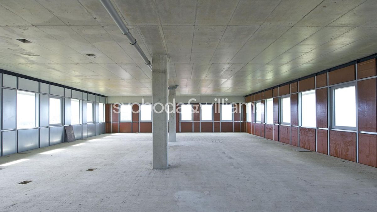 Pronájem kanceláře 501 m²
