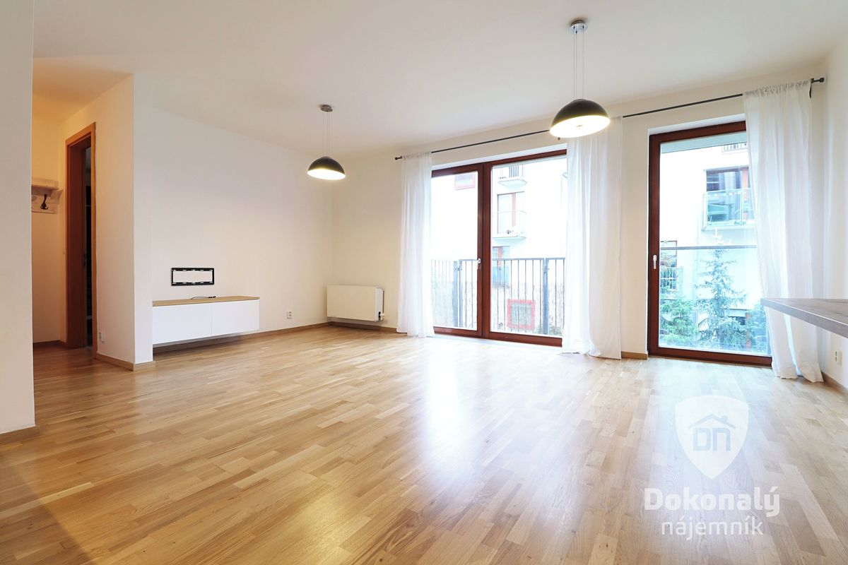 Pronájem bytu 2+kk 56 m² – fotografie 2