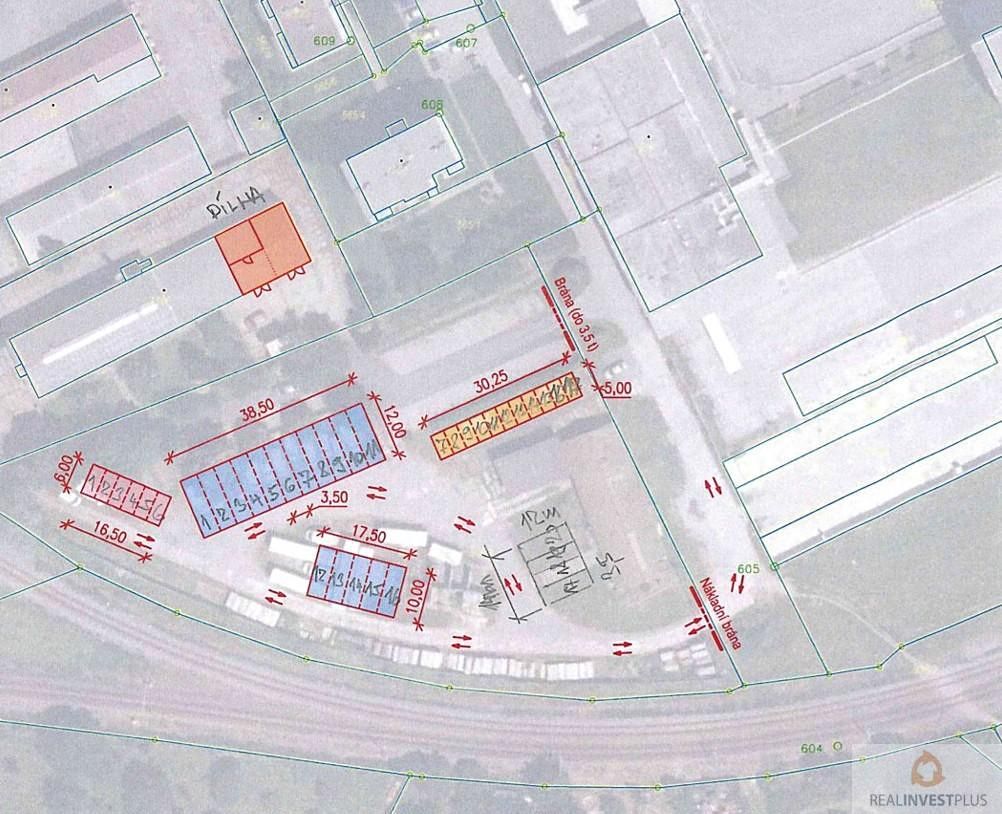 Pronájem komerčního pozemku 2300 m²