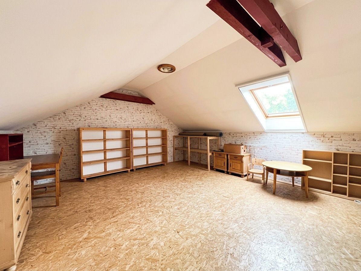Pronájem rodinného domu 140 m², pozemek 200 m² – fotografie 5