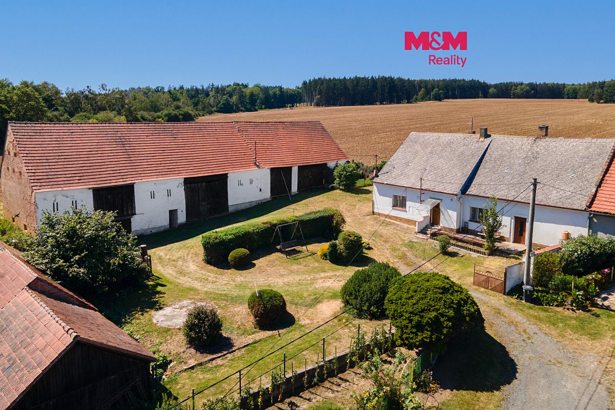 Prodej rodinného domu 100 m², pozemek 1129 m²