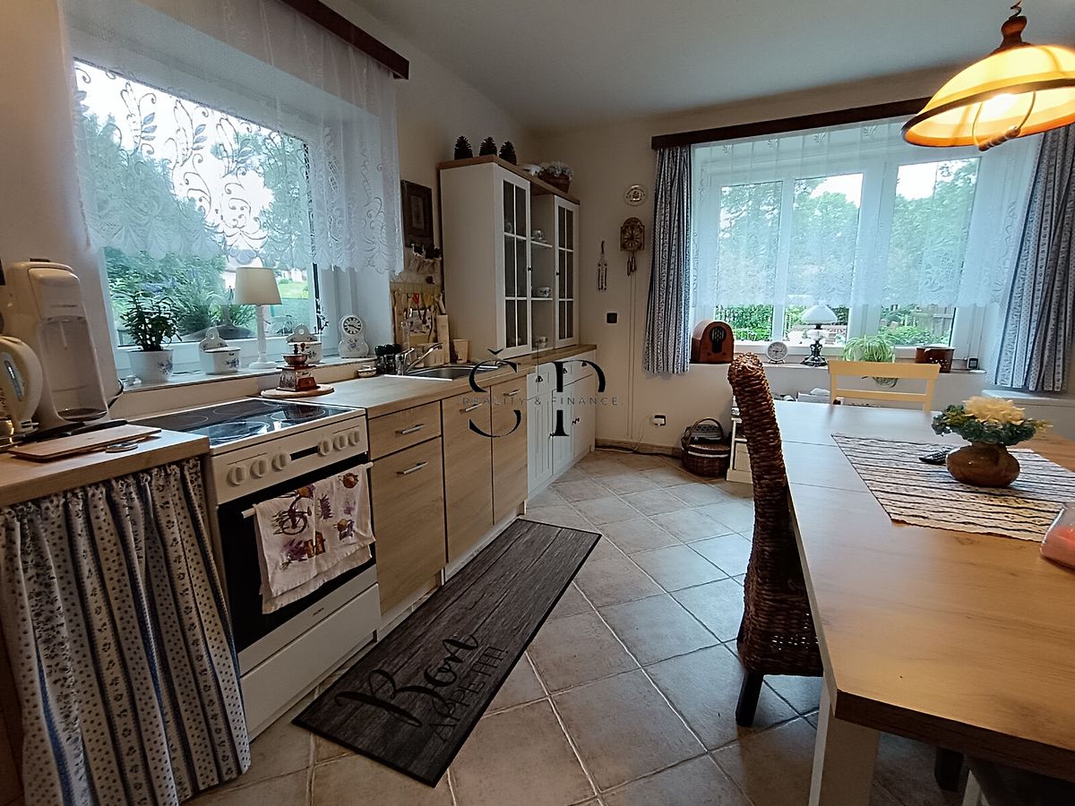 Prodej chalupy 240 m², pozemek 386 m² – fotografie 3
