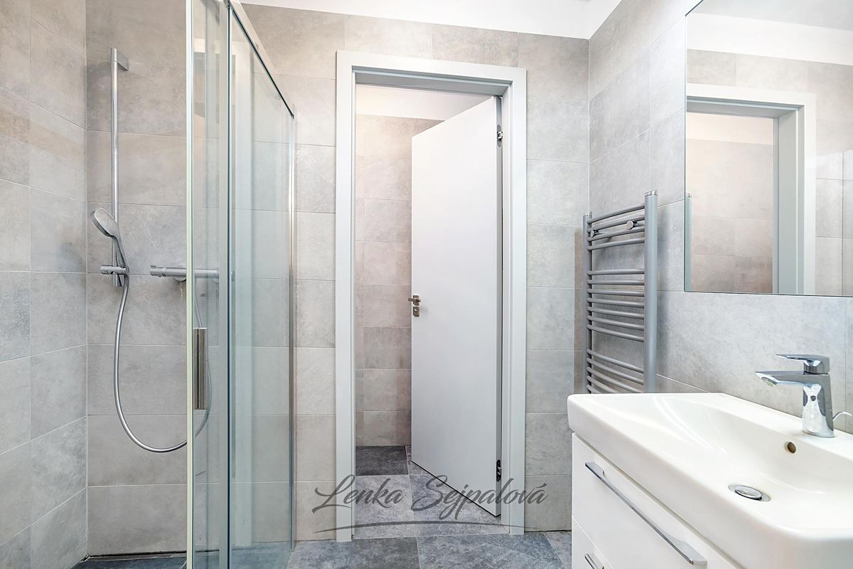Prodej bytu 1+kk 45 m² – fotografie 2