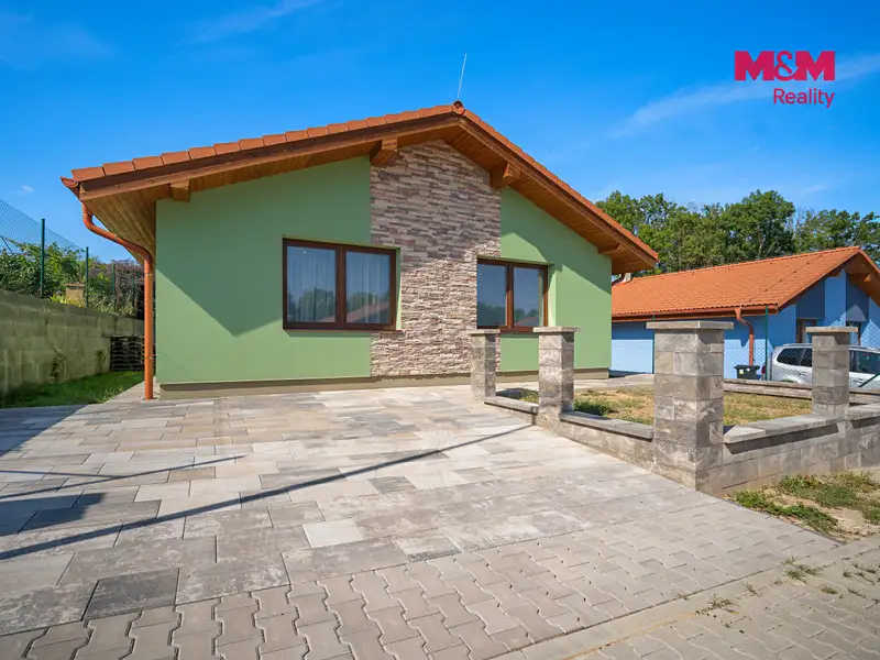Prodej rodinného domu 94 m², pozemek 567 m², Peruc – náhled fotky 2