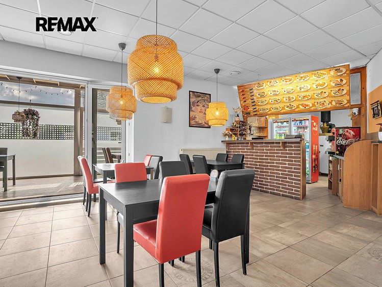 Prodej komerčního prostoru, 637 m² (15 z 33)