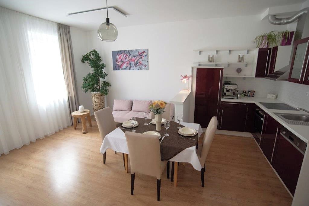 Prodej bytu 2+kk 63 m² – fotografie 2