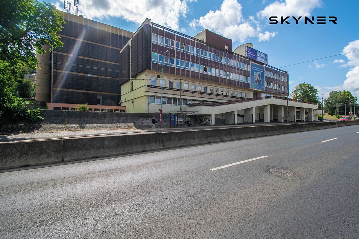 Pronájem kanceláře 150 m² – fotografie 3