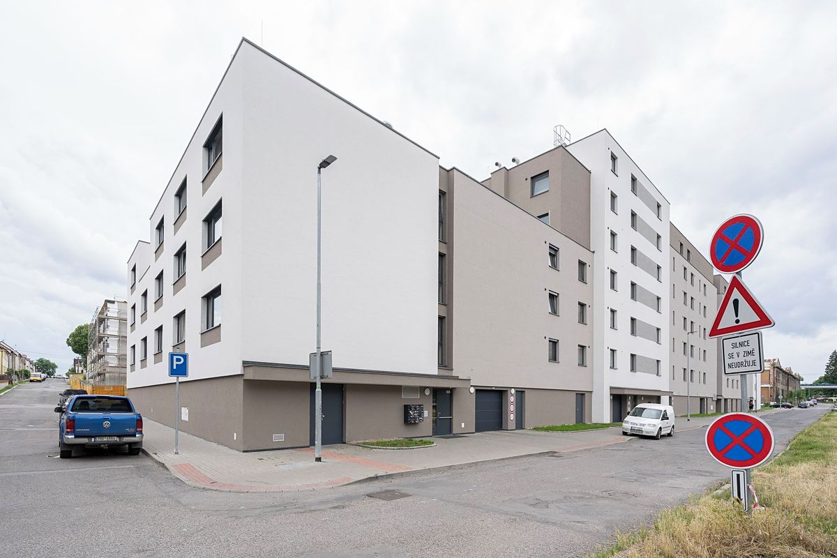 Pronájem bytu 1+kk 29 m² – fotografie 3
