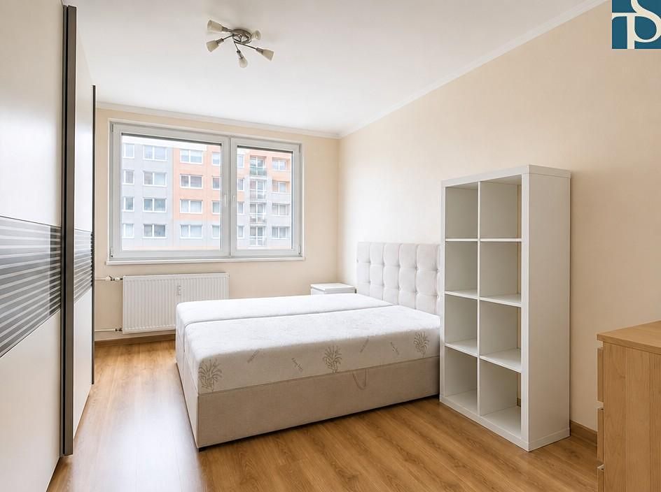 Pronájem bytu 4+1 91 m² – fotografie 5