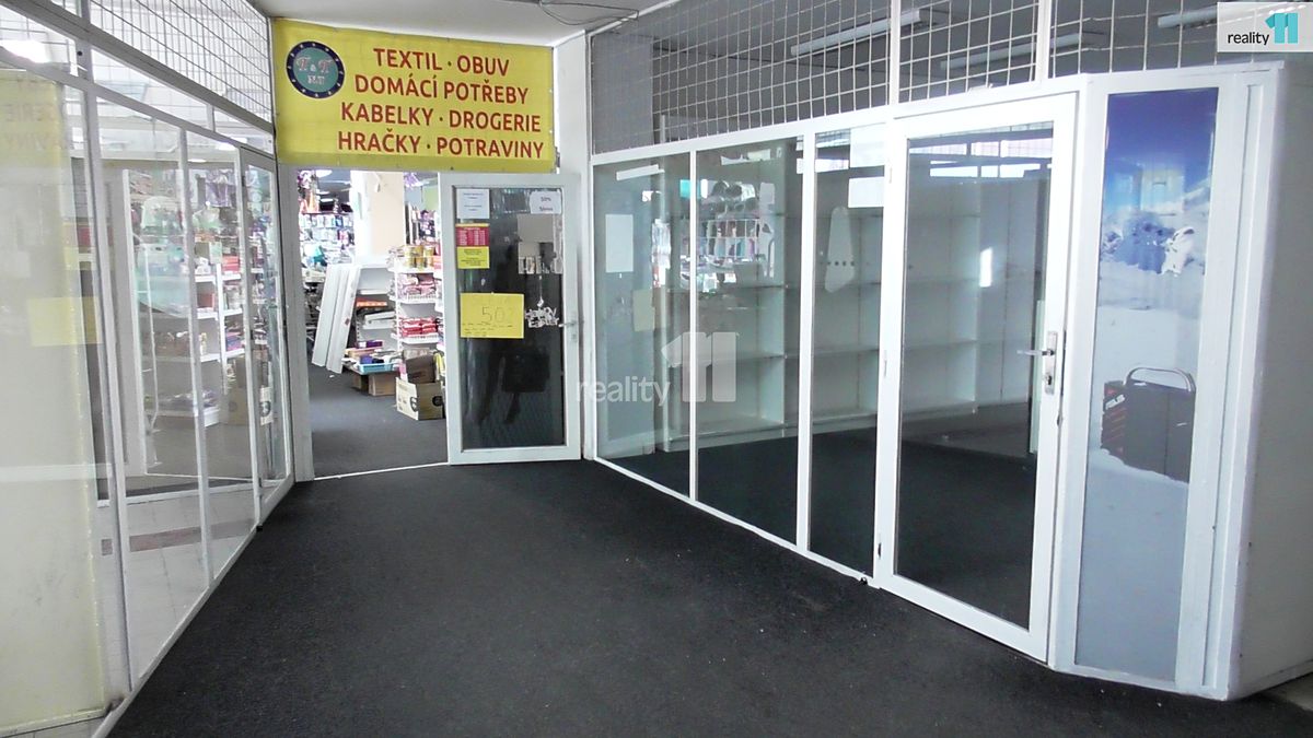 Pronájem obchodního prostoru 18 m²